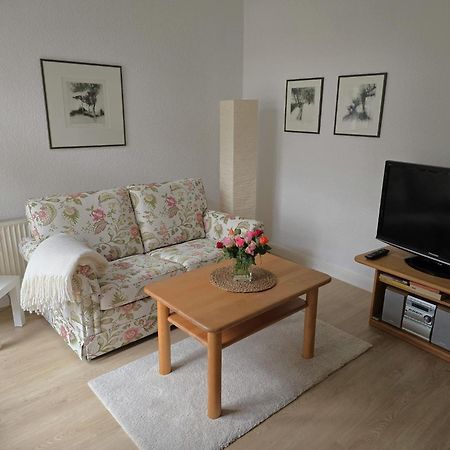 Ferienwohnung Hofidyll - Warnemuende Rostock Extérieur photo